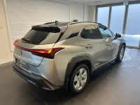 Lexus UX 300h - 112kW thumbnail