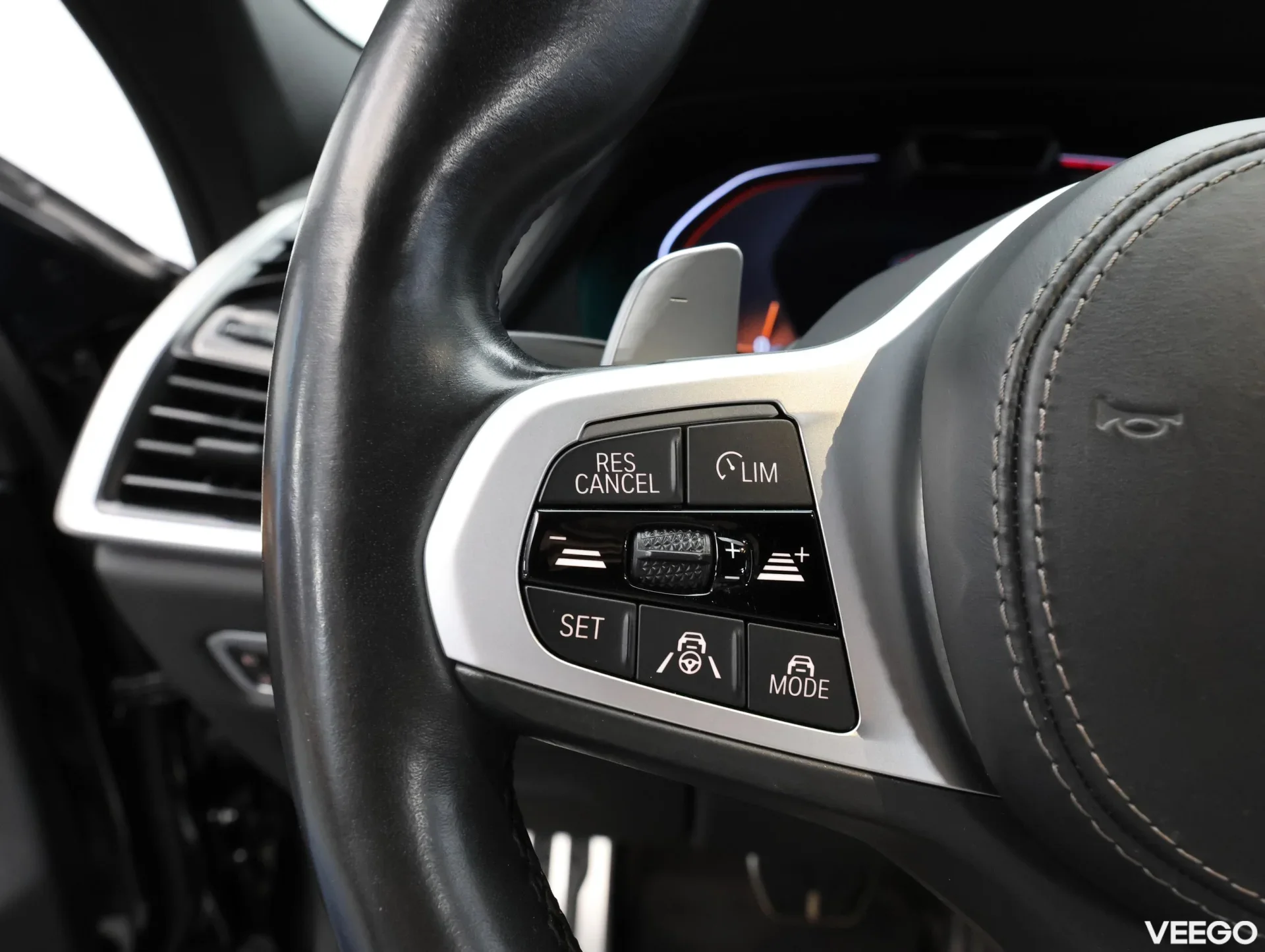 BMW X6 M-Sportpakett 250kW