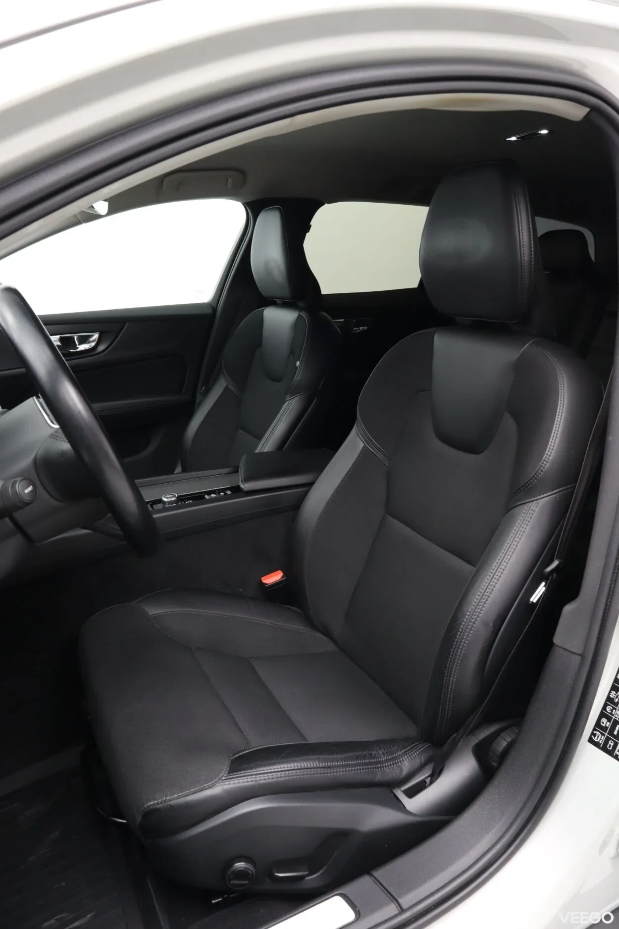 Volvo V60 Cross Country AWD D4 Intelli 2 140kW