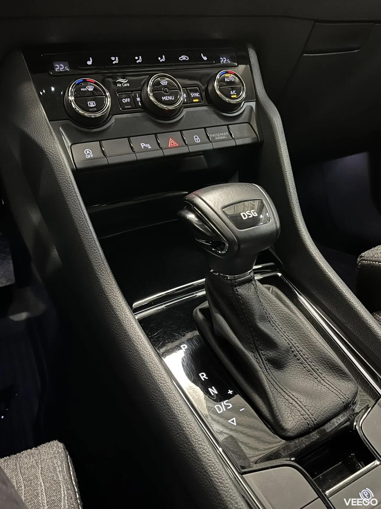 Skoda Karoq Elegance Plus 1.6 85kW