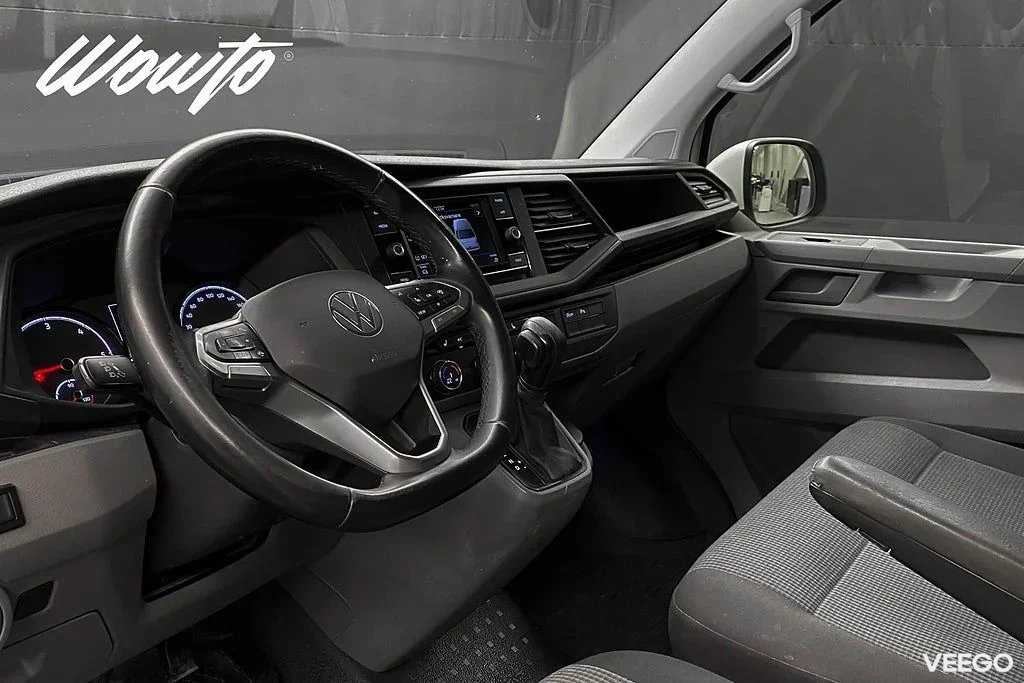 Volkswagen Transporter 2.0 TDI DSG 150HK 3-Sits /Drag /Moms 110kW