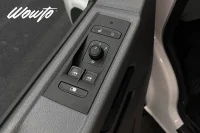 Volkswagen Transporter 2.0 TDI DSG 150HK 3-Sits /Drag /Moms 110kW thumbnail