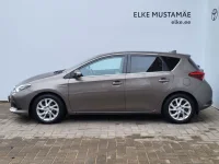 Toyota Auris 73kW thumbnail
