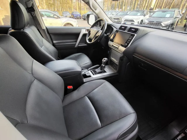 Image of Toyota Land Cruiser 150 150kW