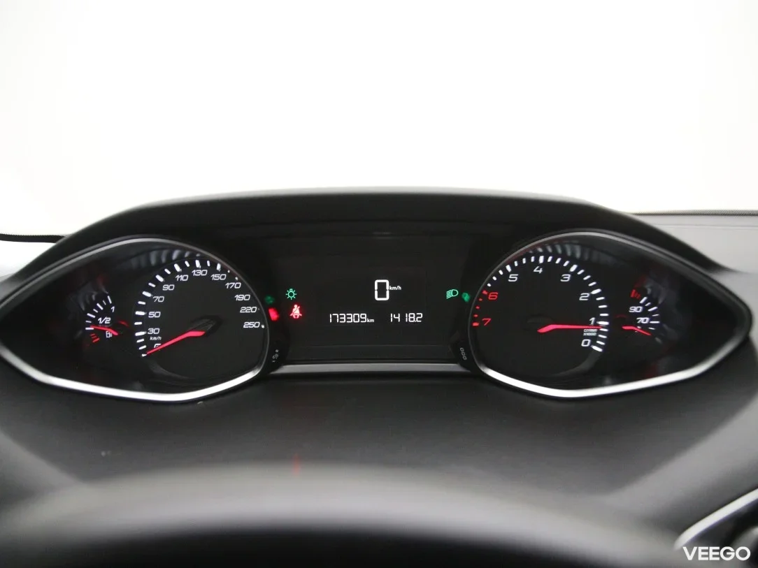 Peugeot 308 1.2 81kW