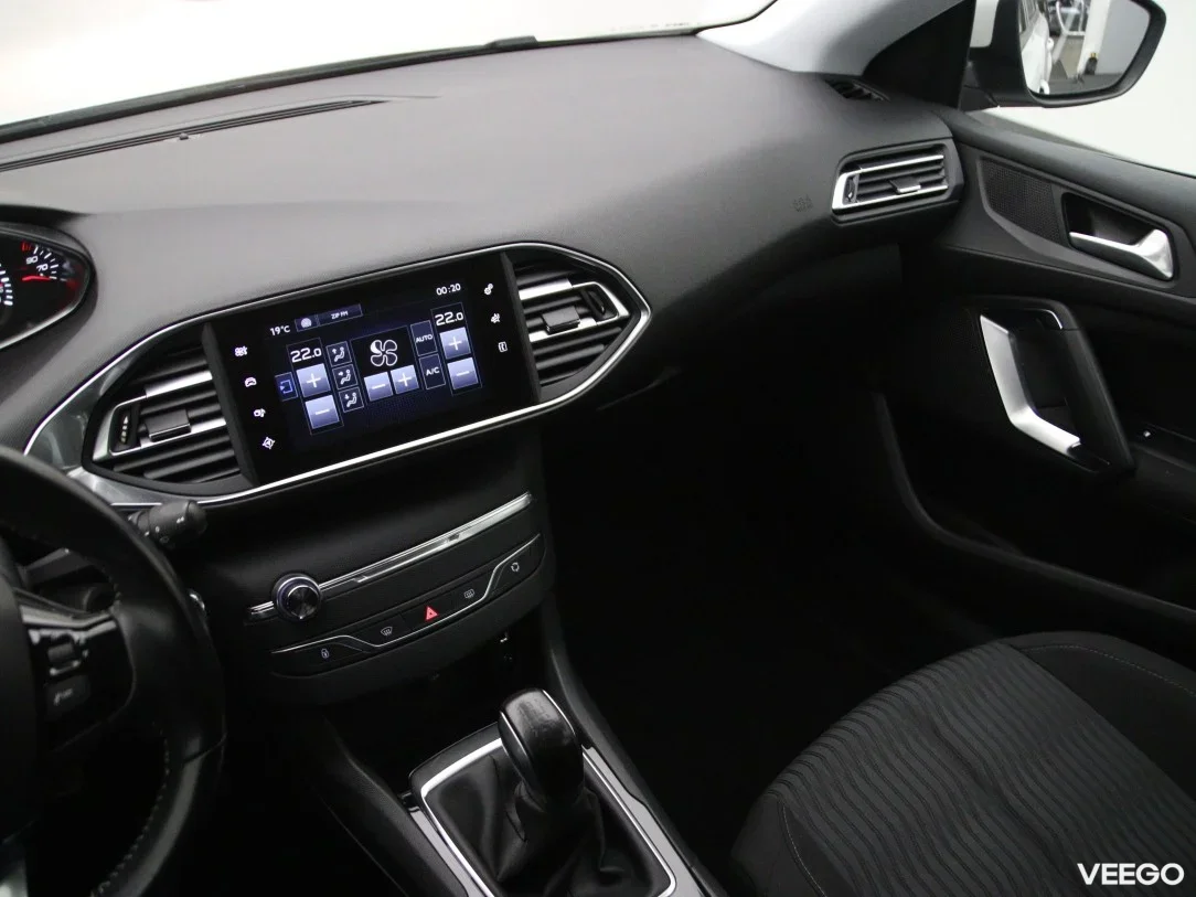 Peugeot 308 1.2 81kW