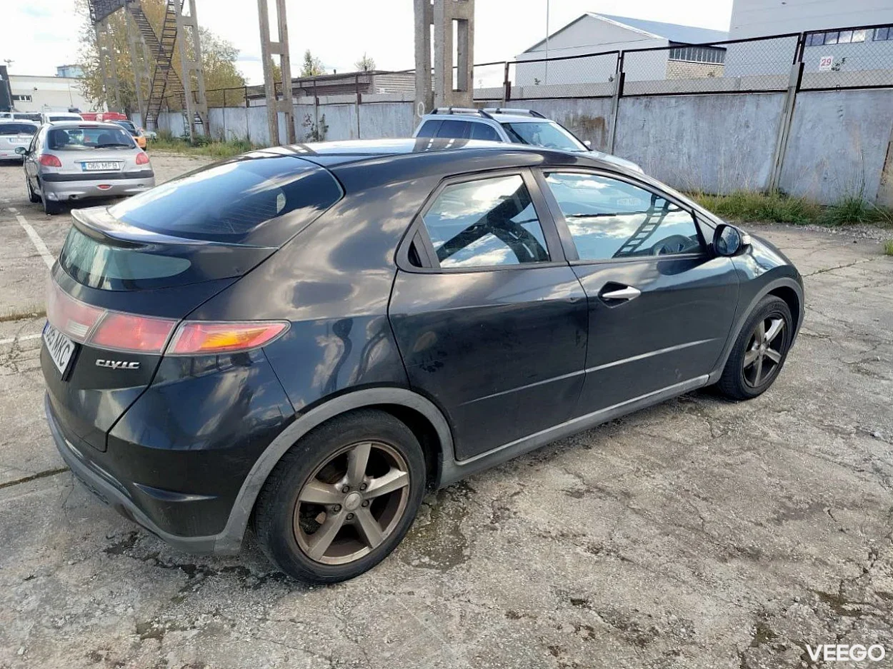 Honda Civic 1.3 61kW