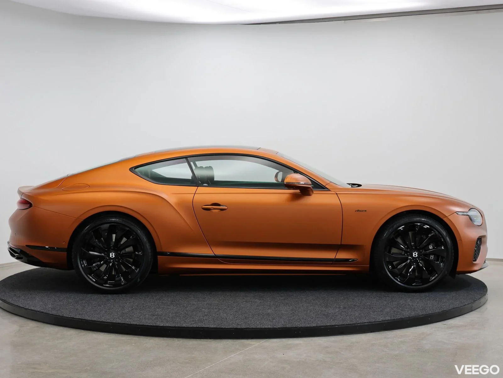 Bentley Continental GT AZURE V8 HYBRID 4 500kW