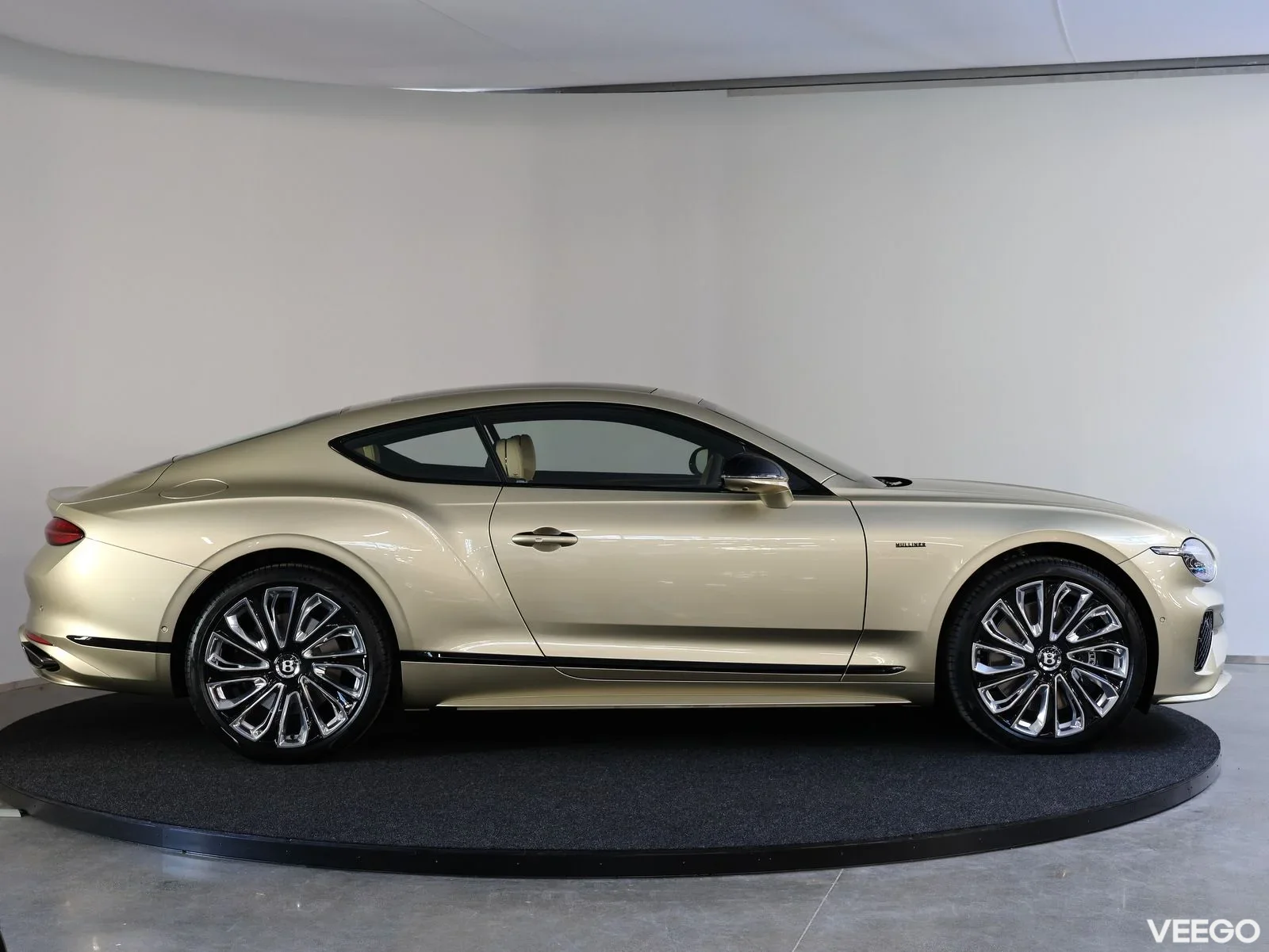 Bentley Continental GT MULLINER V8 HYBRID 4 575kW
