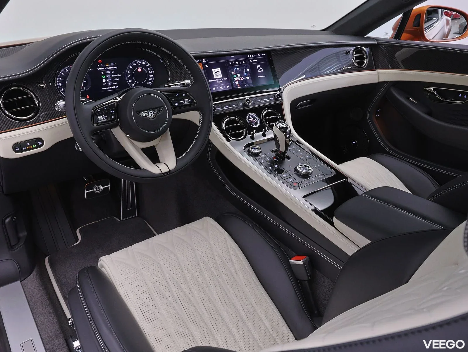 Bentley Continental GT AZURE V8 HYBRID 4 500kW