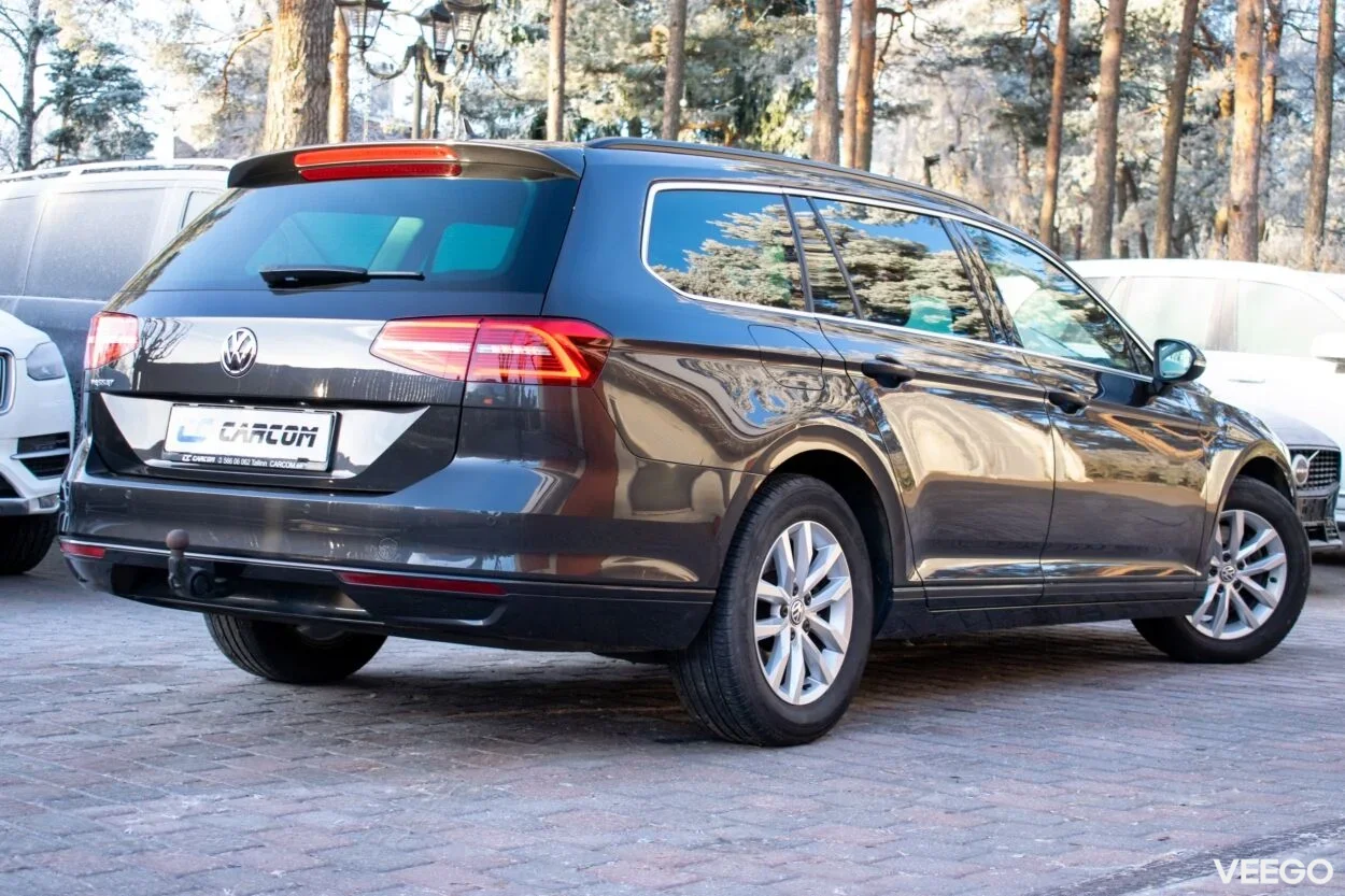 Volkswagen Passat Business Assist Wagon 1.6 88kW