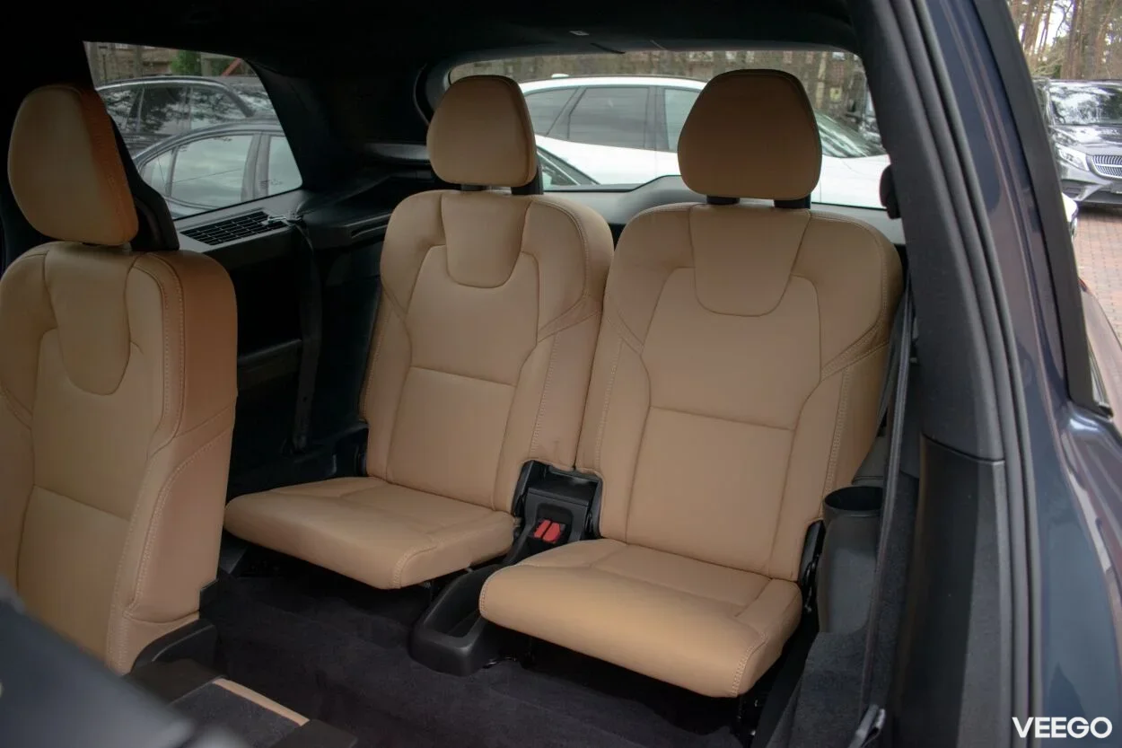 Volvo XC90 7s Dark Long Range MY2023 2 335kW