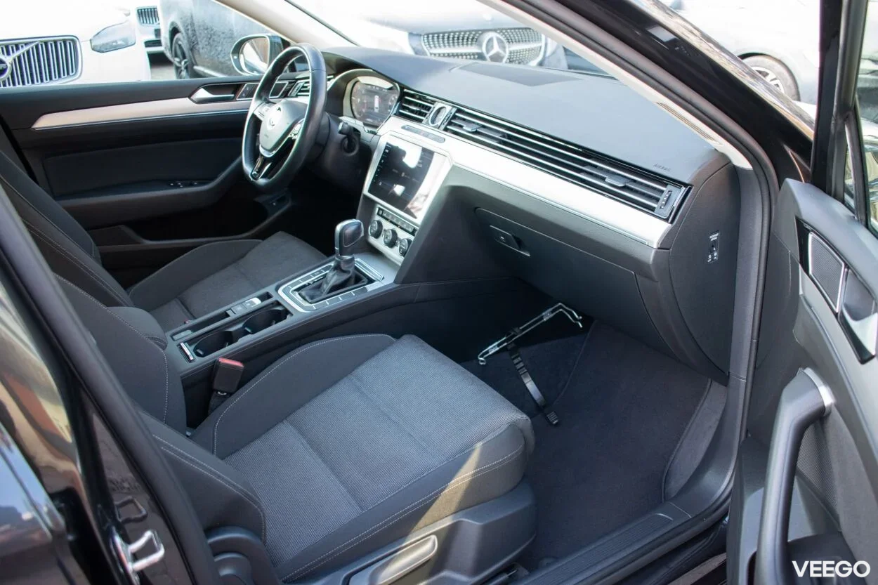 Volkswagen Passat Business Assist Wagon 1.6 88kW