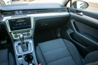Volkswagen Passat Business Assist Wagon 1.6 88kW thumbnail