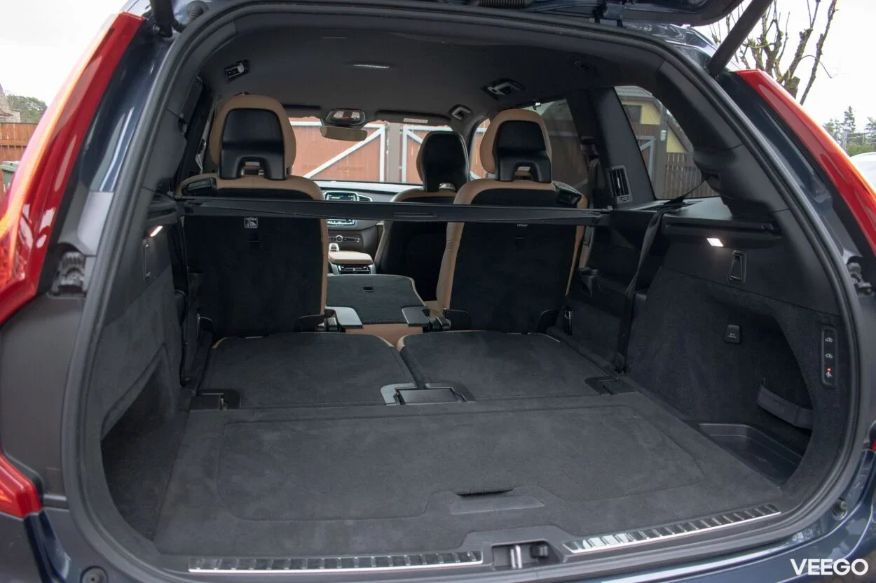 Volvo XC90 7s Dark Long Range MY2023 2 335kW