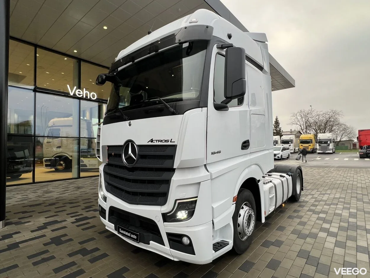 Mercedes-Benz Actros 1845L BigSpace 12.8 331kW