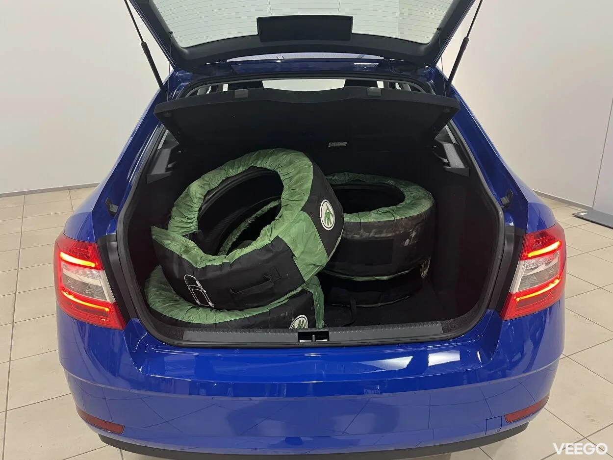 Skoda Octavia HB Active STYLE FL 6-k  manuaal 1 85kW