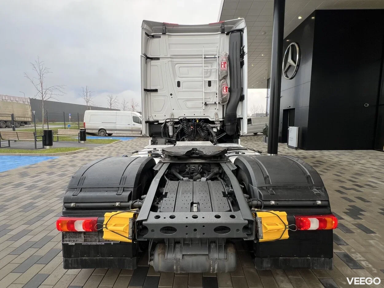 Mercedes-Benz Actros 1845L BigSpace 12.8 331kW