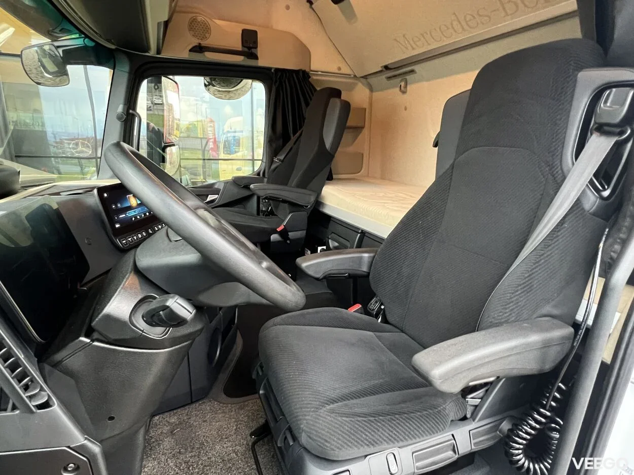 Mercedes-Benz Actros 1845L BigSpace 12.8 331kW