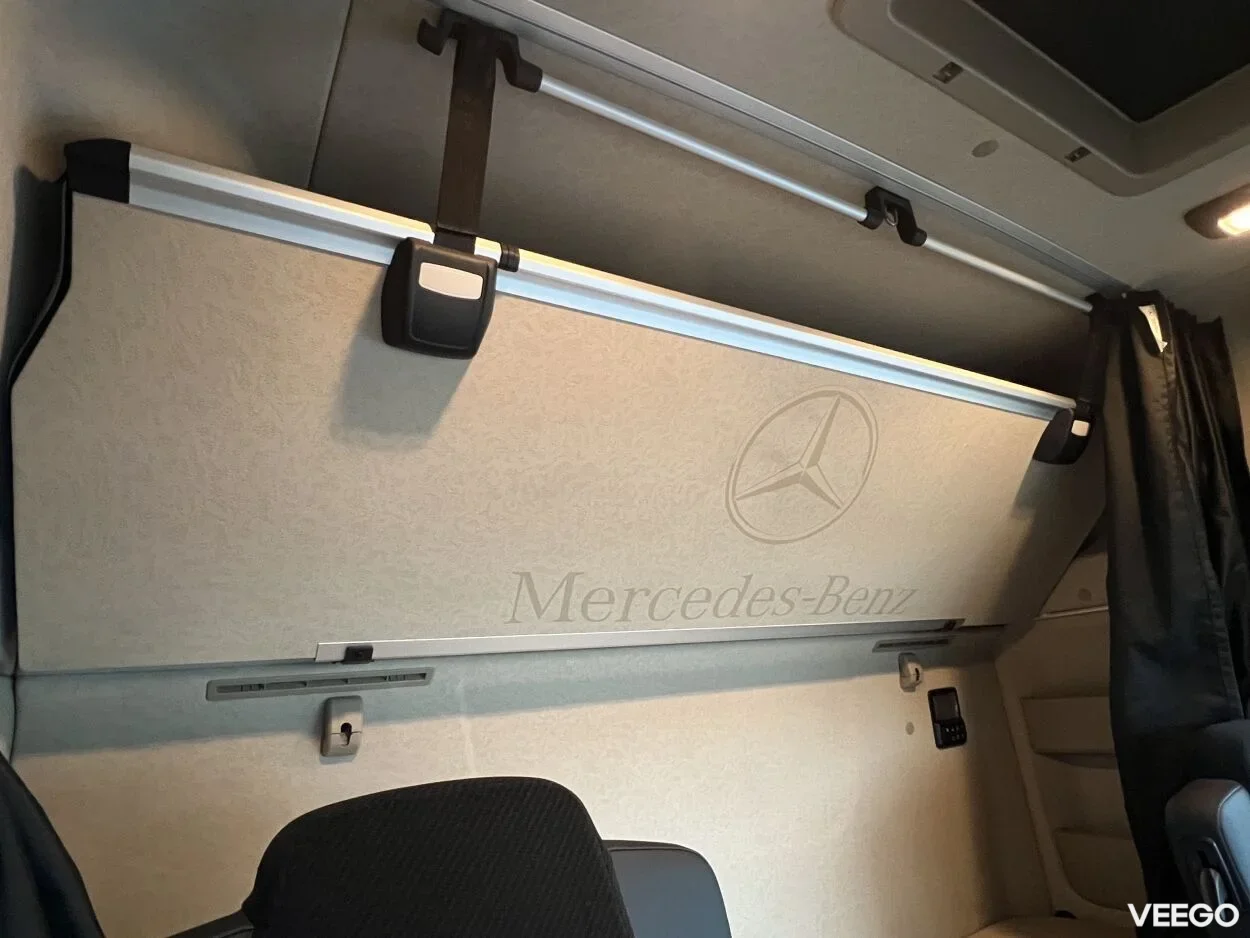 Mercedes-Benz Actros 1845L BigSpace 12.8 331kW