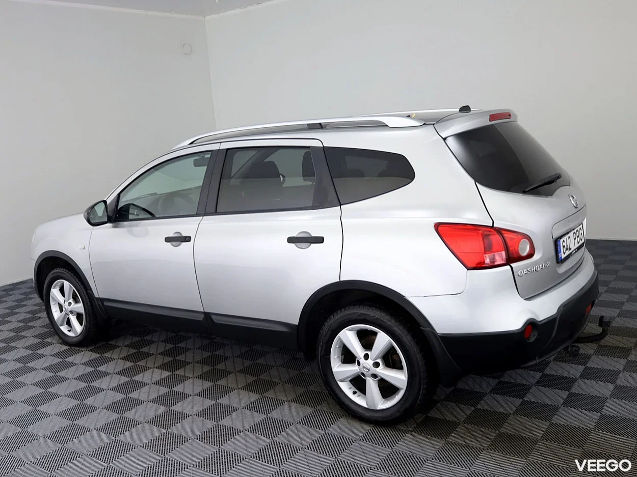 Nissan Qashqai+2 2.0 104kW