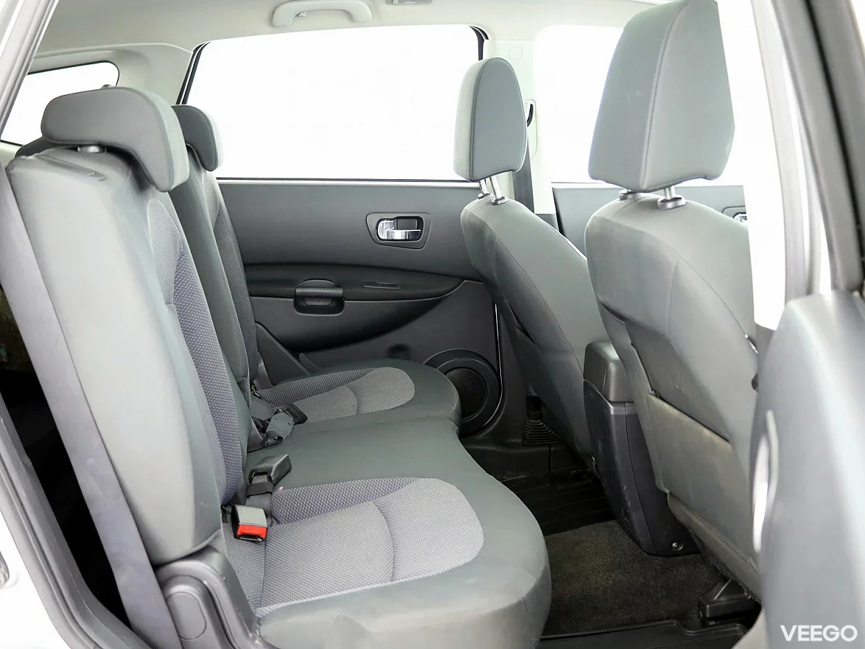 Nissan Qashqai+2 2.0 104kW