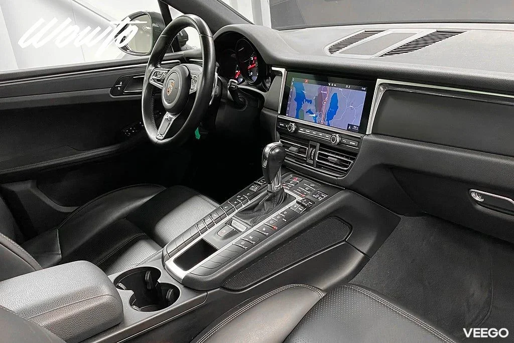 Porsche Macan PDK 245HK Pano/BOSE/Navi/Värmare/Drag 180kW