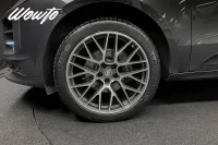 Porsche Macan PDK 245HK Pano/BOSE/Navi/Värmare/Drag 180kW thumbnail