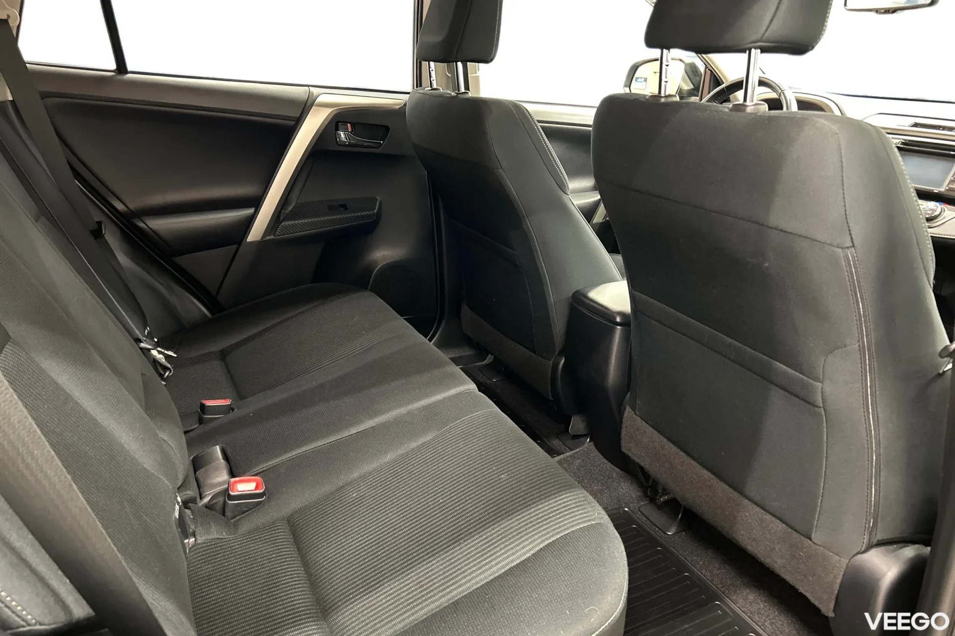 Toyota RAV4 LUXURY 2 111kW