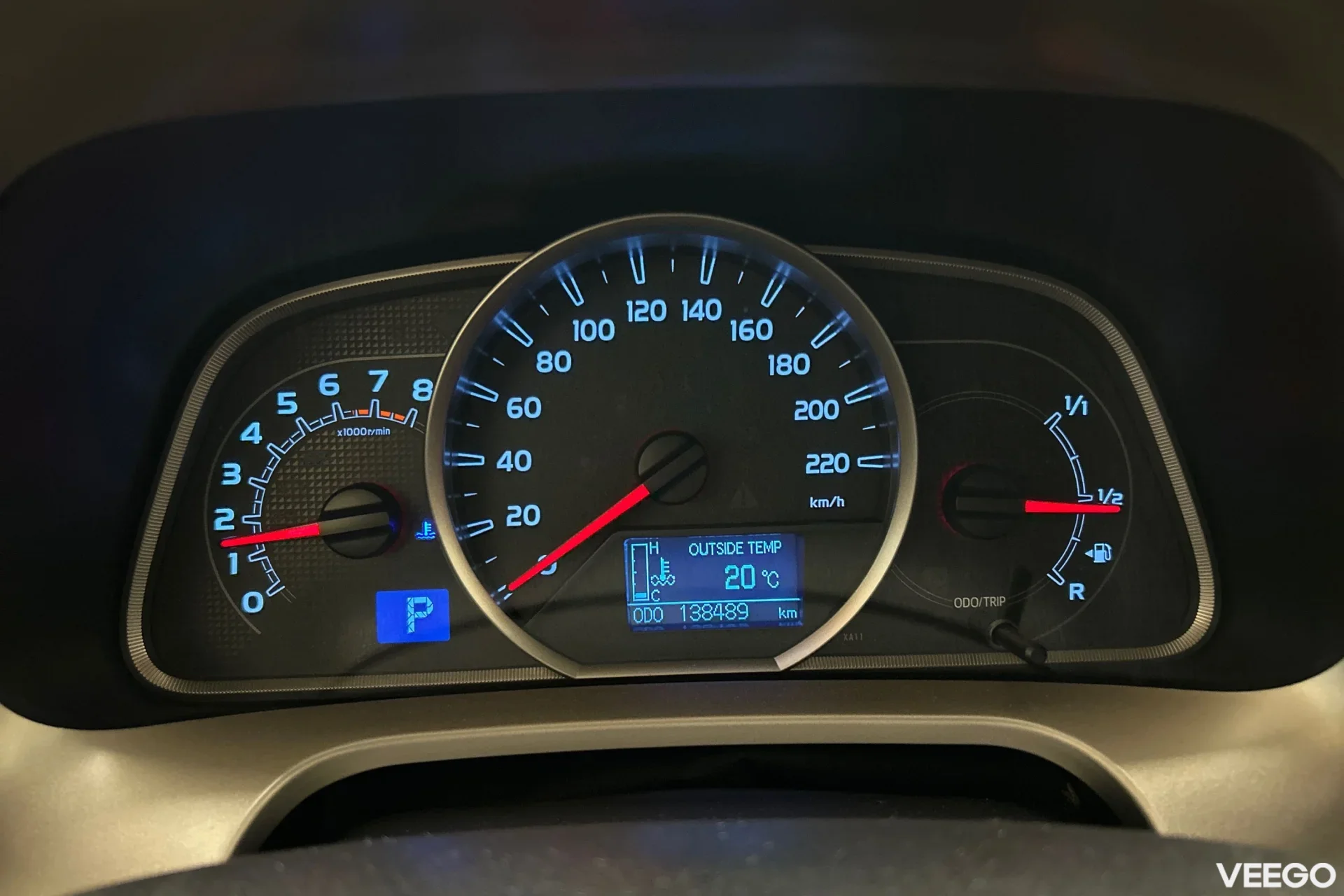 Toyota RAV4 LUXURY 2 111kW