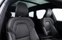 Volvo XC60 T8 Recharge R-Design AWD 2.0 288kW thumbnail