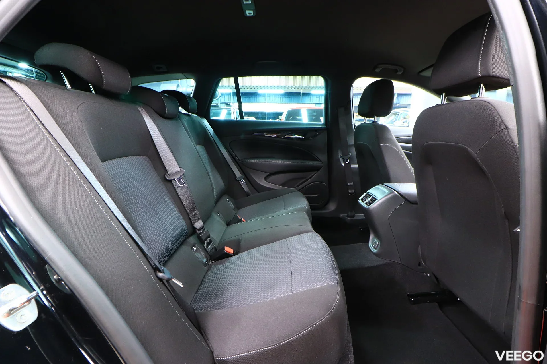 Opel INSIGNIA SPORTS TOURER 2.0 128kW