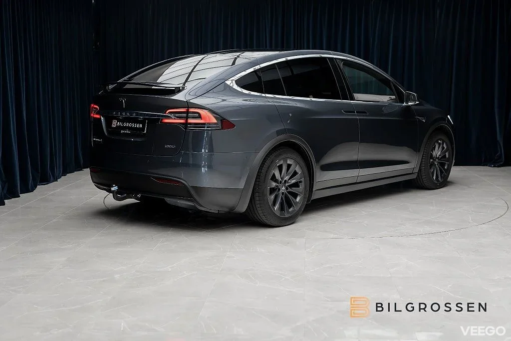 Tesla Model X 100D 423hk 6-Sits Uppgraderad AP Luftfjädring 311kW