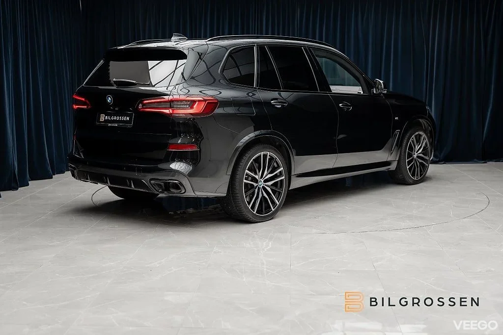 BMW X5 xDrive40i 340hk M Sport 3.79% Sky Lounge H/K Hud 360 Drag 250kW