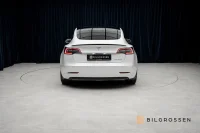 Tesla Model 3 Performance 513hk Autopilot Premium 377kW thumbnail