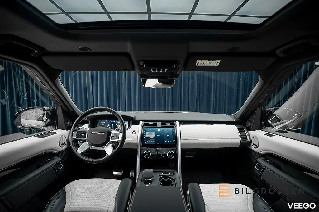 Land Rover Discovery D250 MHEV 249hk R Dynamic Pano 360 183kW