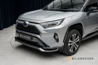 Toyota RAV4 Plug in AWD-i 306hk Style Drag B-Kamera MOMS 225kW thumbnail