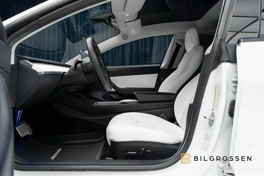 Tesla Model 3 Performance 513hk Autopilot Premium 377kW