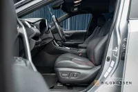 Toyota RAV4 Plug in AWD-i 306hk Style Drag B-Kamera MOMS 225kW thumbnail