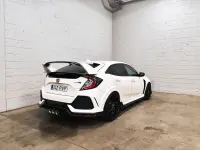 Honda Civic Type-R 2.0 235kW thumbnail