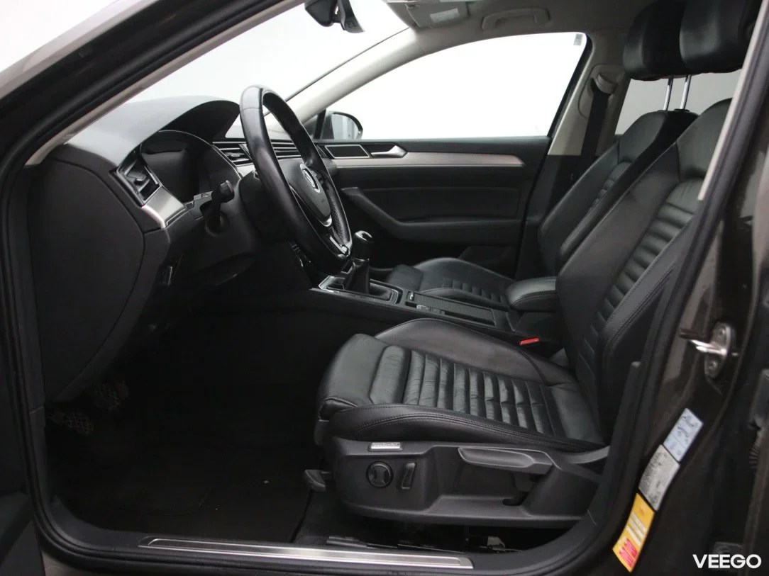 Volkswagen Passat 1.6 88kW