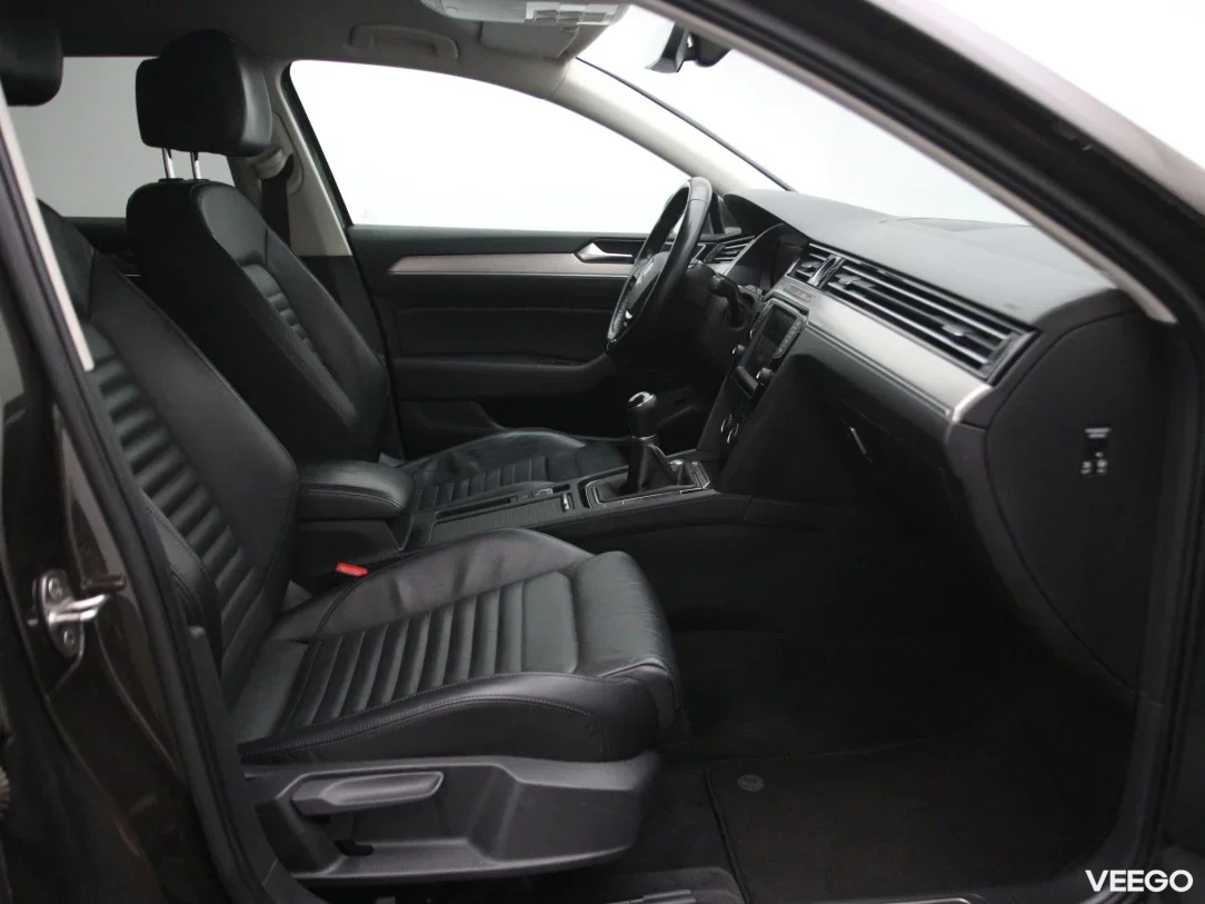 Volkswagen Passat 1.6 88kW