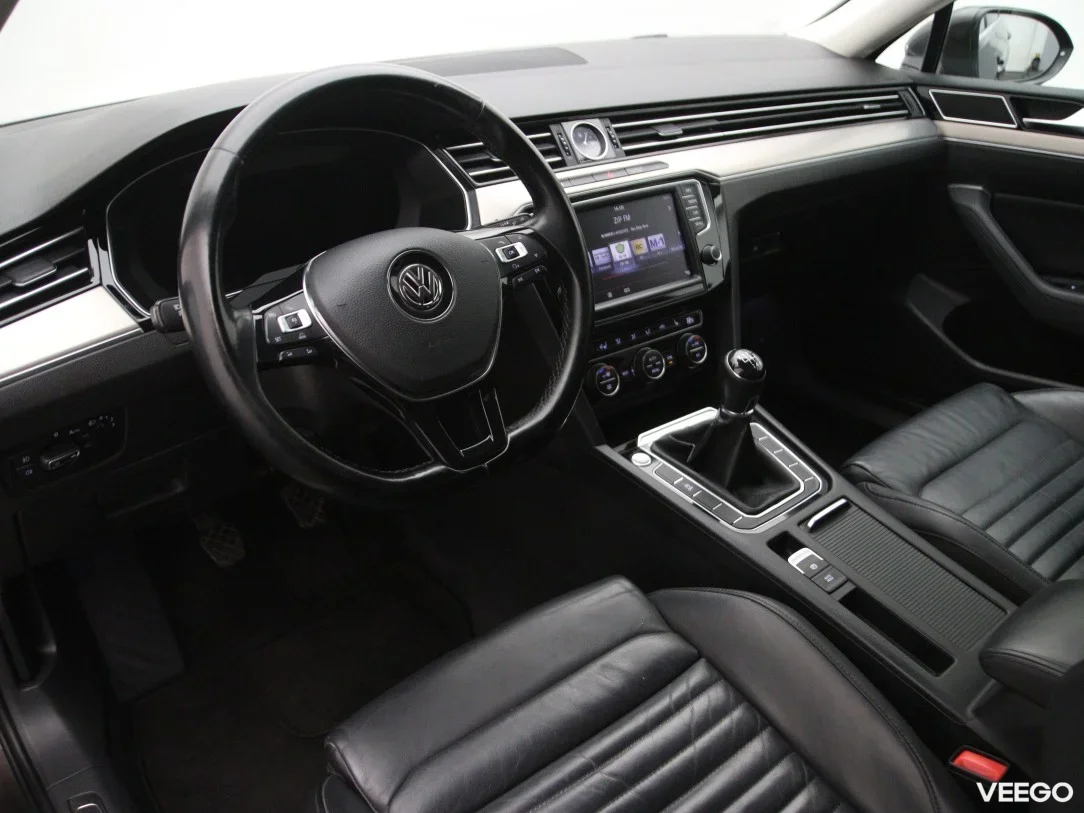 Volkswagen Passat 1.6 88kW