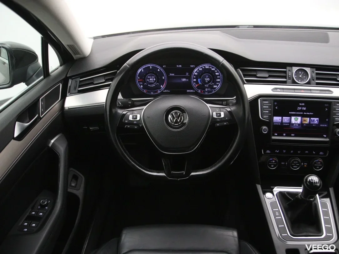 Volkswagen Passat 1.6 88kW