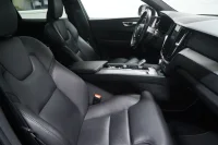 Volvo XC60 Inscription AWD H&K 2 145kW thumbnail