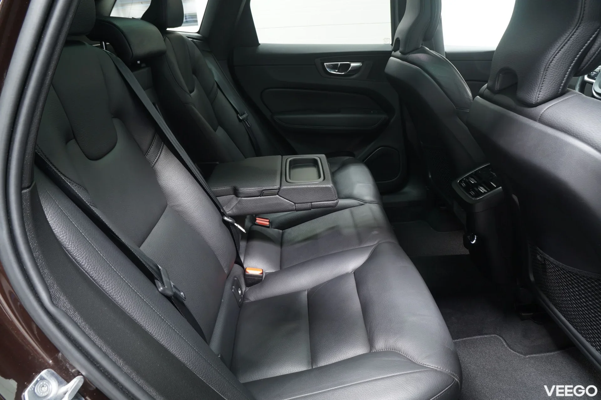 Volvo XC60 Inscription AWD H&K 2 145kW