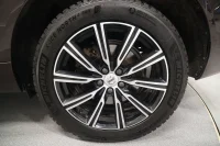 Volvo XC60 Inscription AWD H&K 2 145kW thumbnail