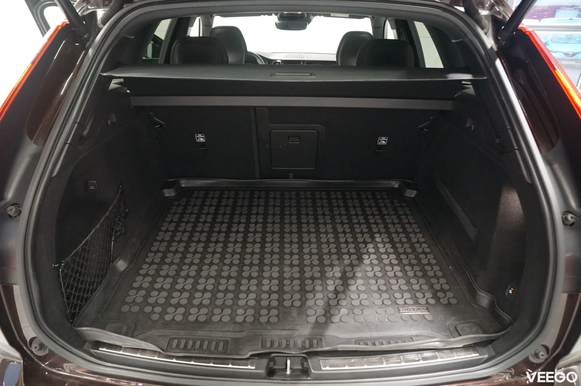 Volvo XC60 Inscription AWD H&K 2 145kW