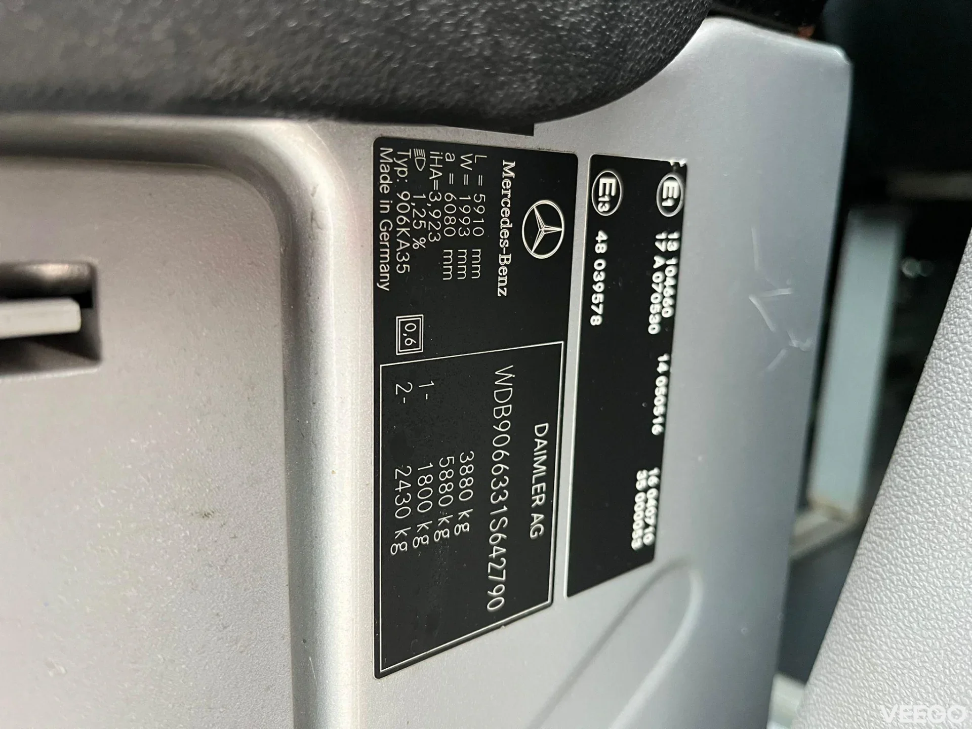 Mercedes-Benz Sprinter 13+1 SEATS / DRIVER AC 120kW