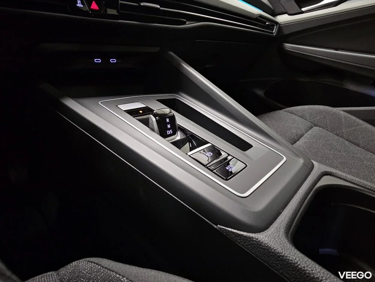 Volkswagen Golf 81kW